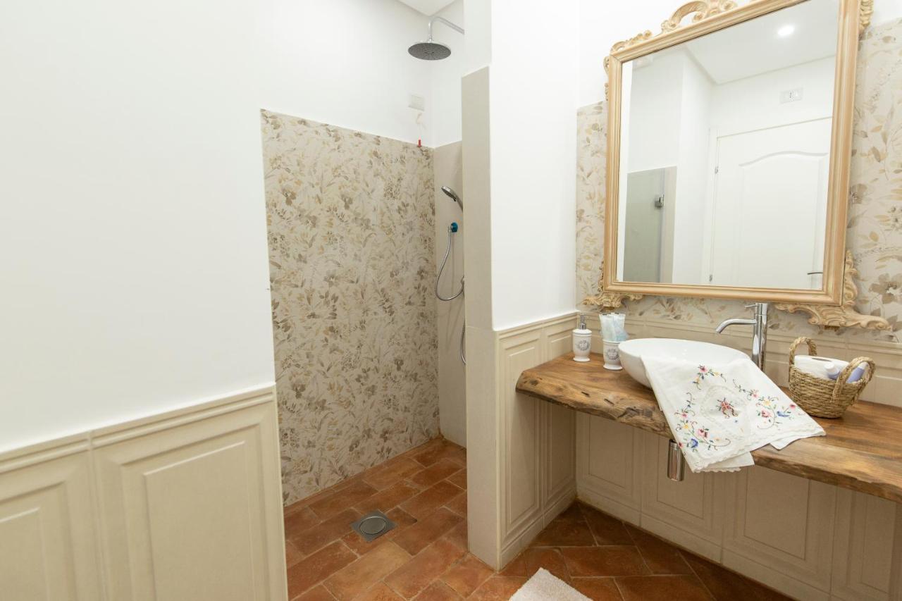 Dimora Mazzarino Apartment เนเปิลส์ ภายนอก รูปภาพ