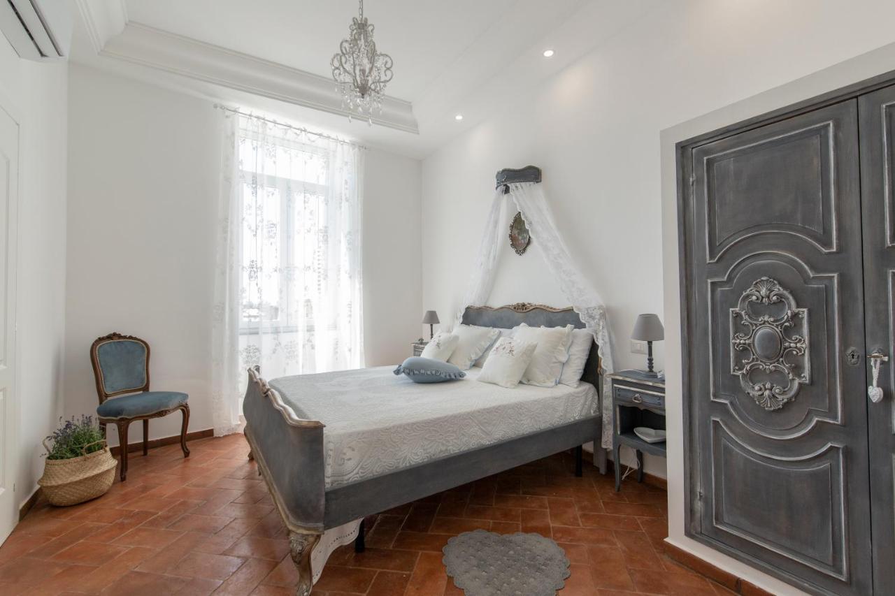 Dimora Mazzarino Apartment เนเปิลส์ ภายนอก รูปภาพ